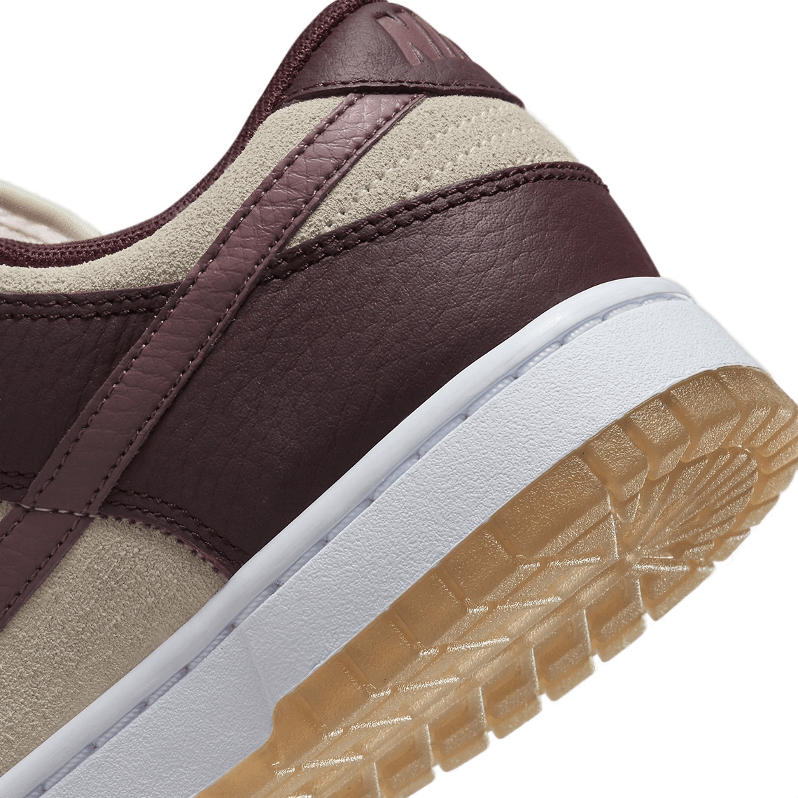 Dunk low plum sales stock