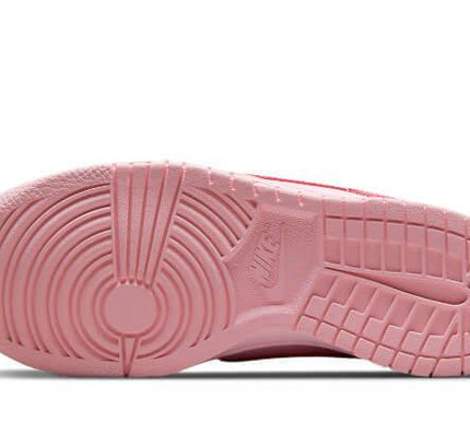 Nike Dunk Low Triple Pink (GS) - SneakCenter